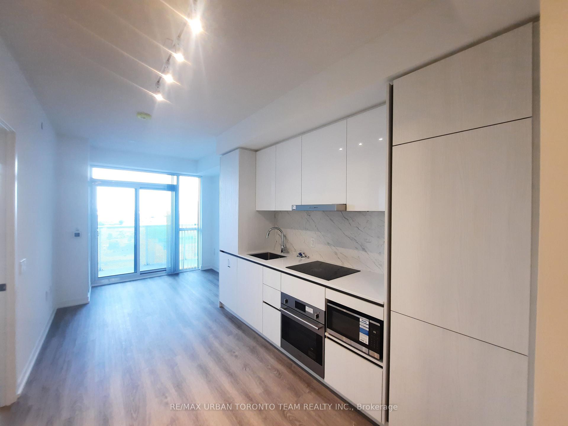 Photo 2 of Unit 1108, 8 Interchange Way, Vaughan, Vaughan Corporate Centre — HOMEH