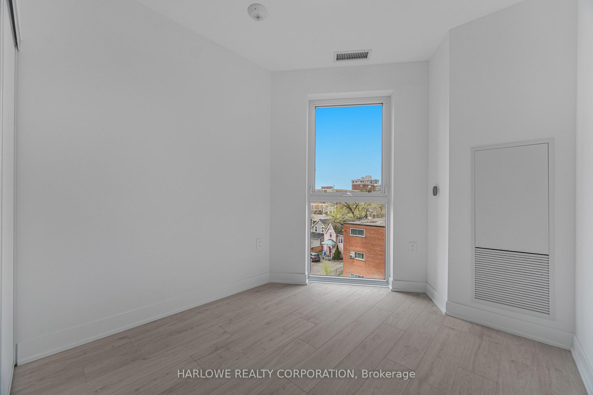 Photo 9 of Unit 410, 2088 James Street, Burlington, Brant — HOMEH