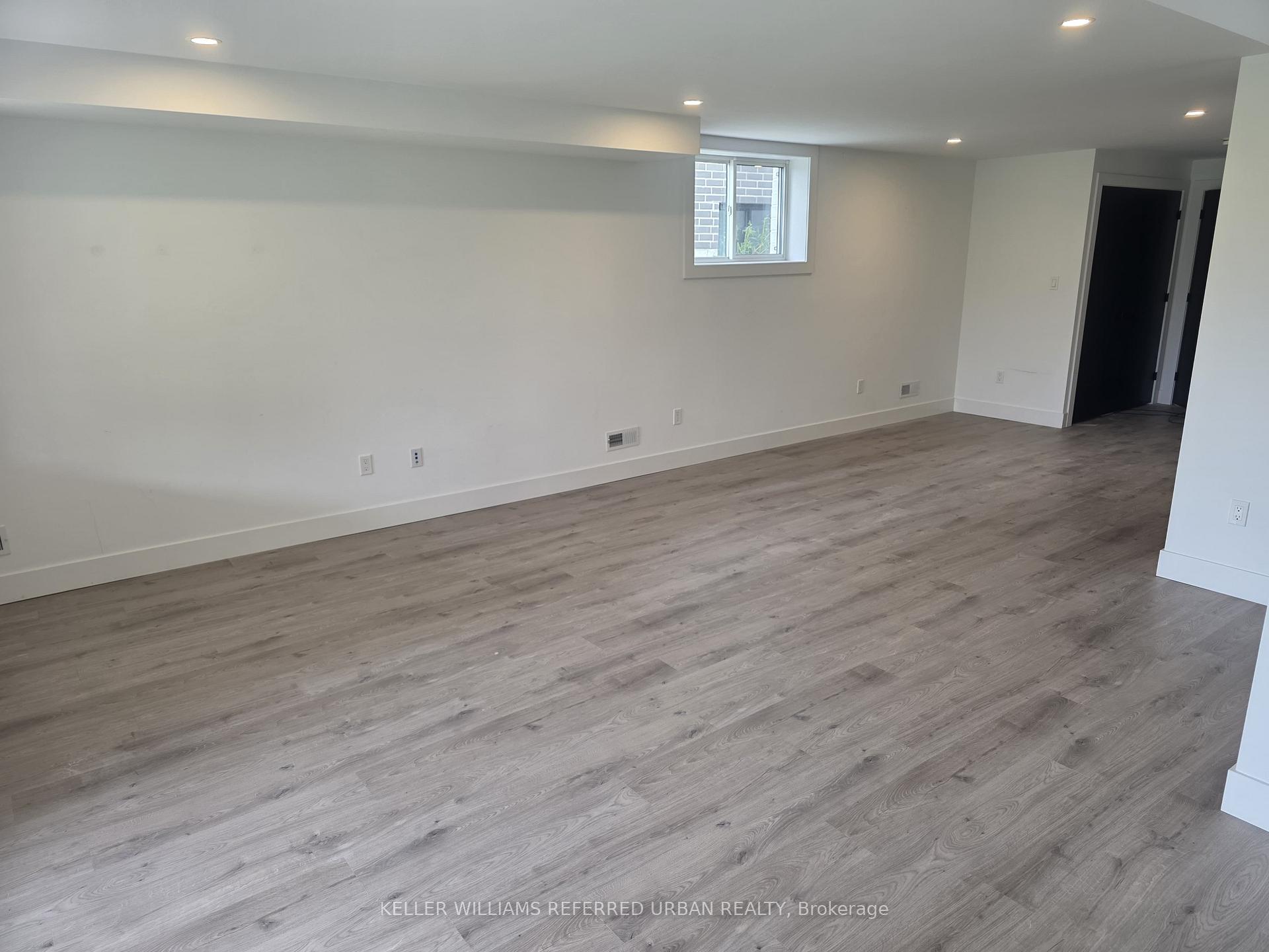 Photo 7 of Unit Lower Unit, 2214 Tokala Trail, London, North S — HOMEH