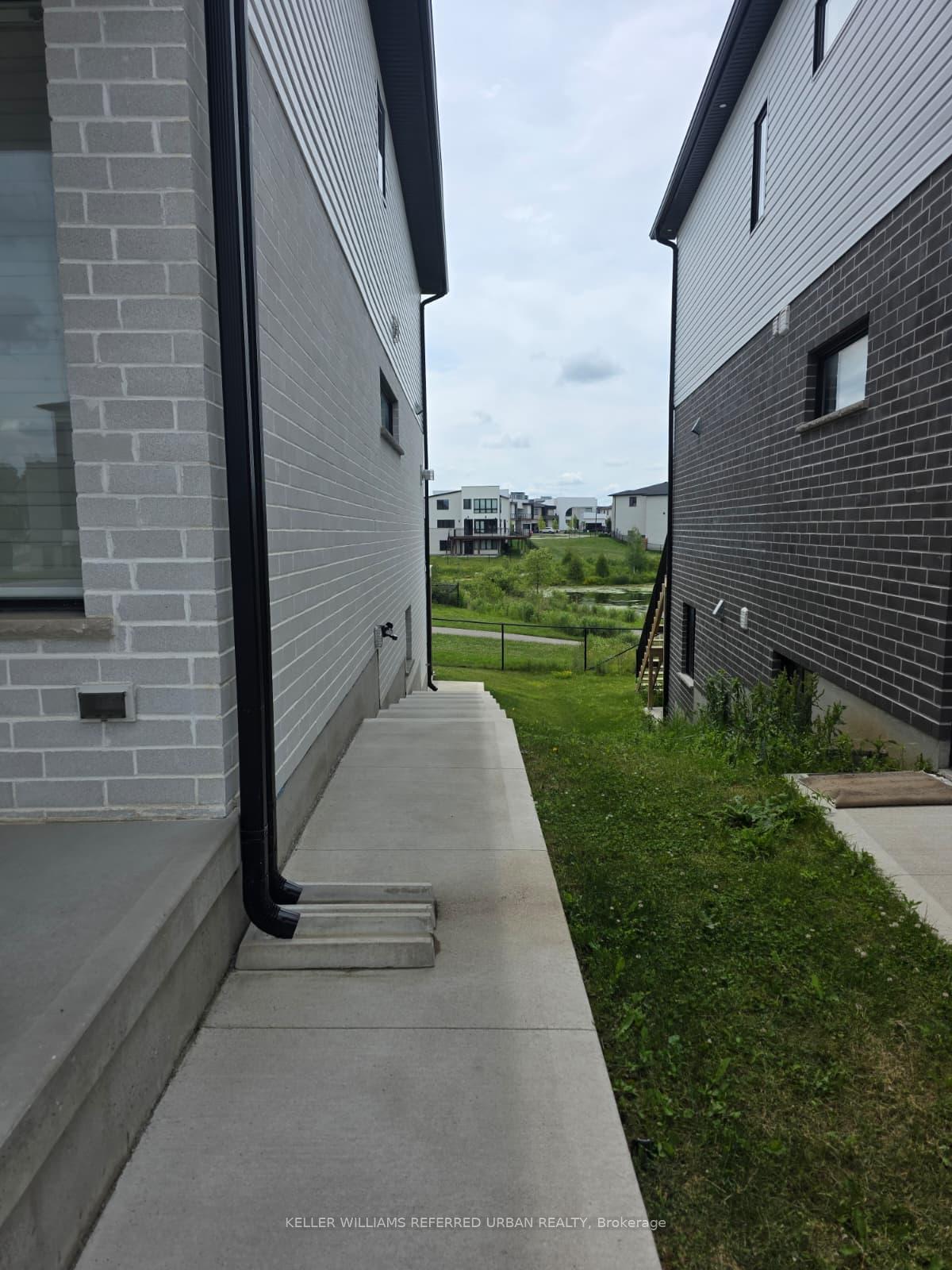 Photo 16 of Unit Lower Unit, 2214 Tokala Trail, London, North S — HOMEH