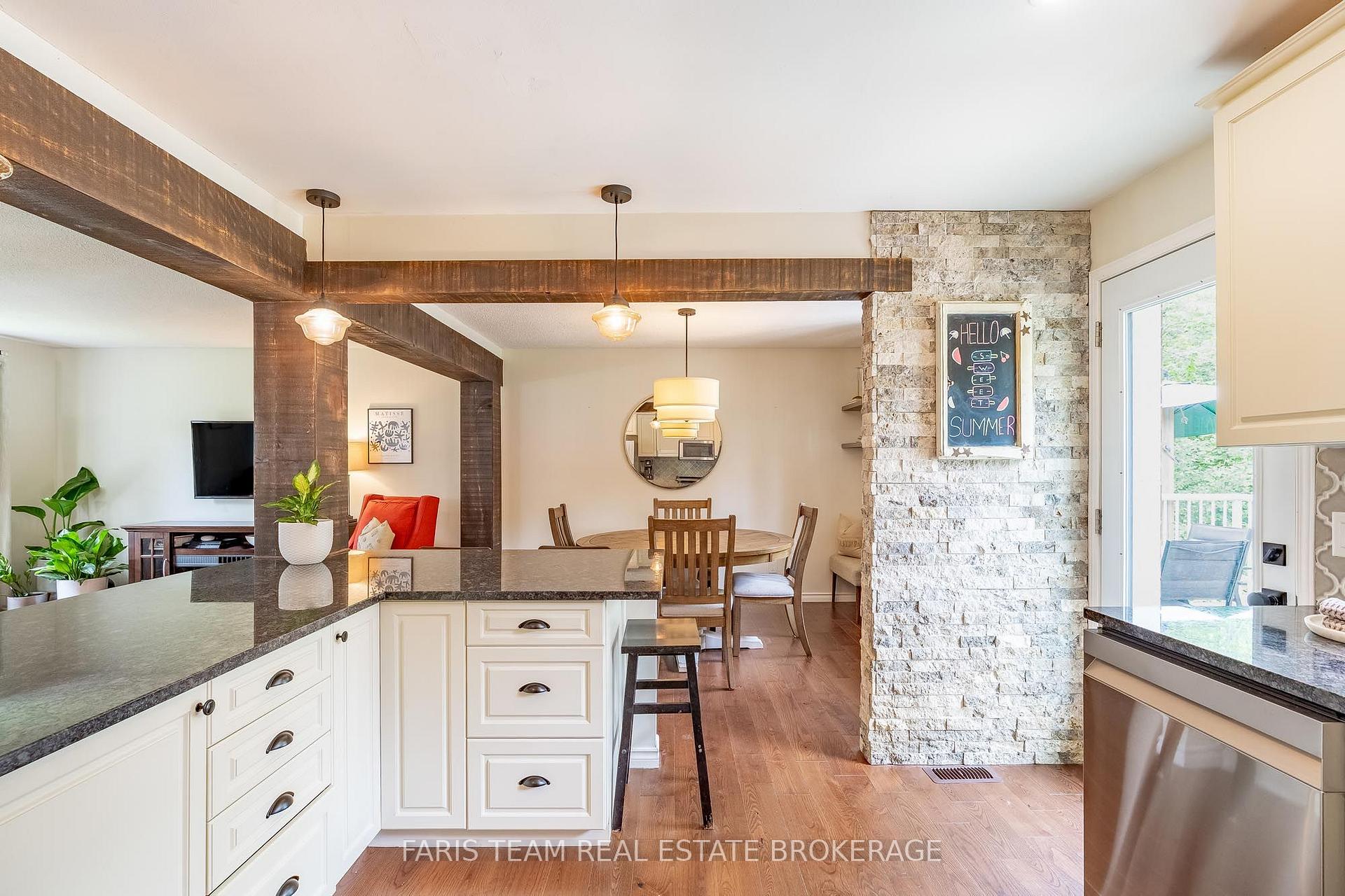 Photo 17 of 2358 Foxmead Road, Oro-Medonte, Rural Oro-Medonte — HOMEH