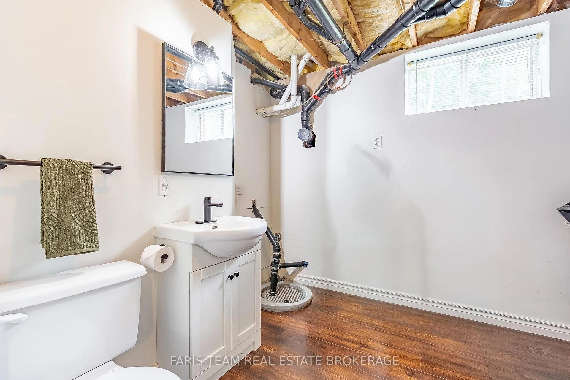 Photo 52 of 2358 Foxmead Road, Oro-Medonte, Rural Oro-Medonte — HOMEH