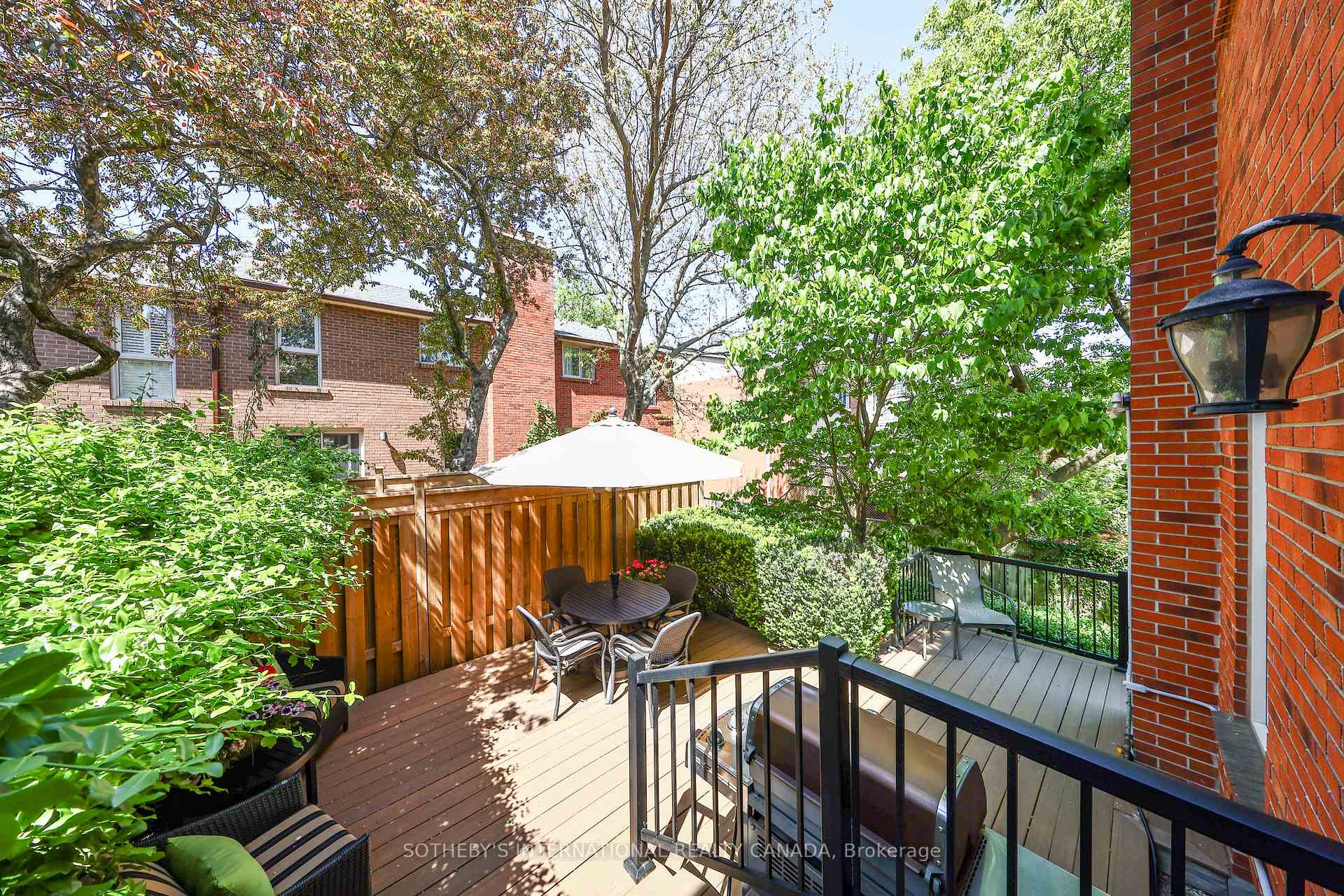 Photo 2 of 70 Sylvan Valley Way, Toronto, Bedford Park-Nortown — HOMEH