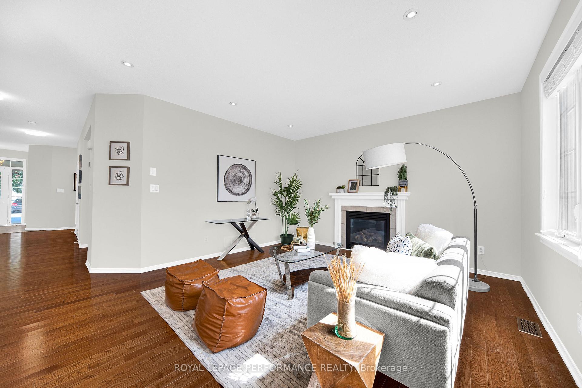 Photo 7 of 593 Pinawa Circle, Ottawa, Barrhaven - Stonebridge — HOMEH