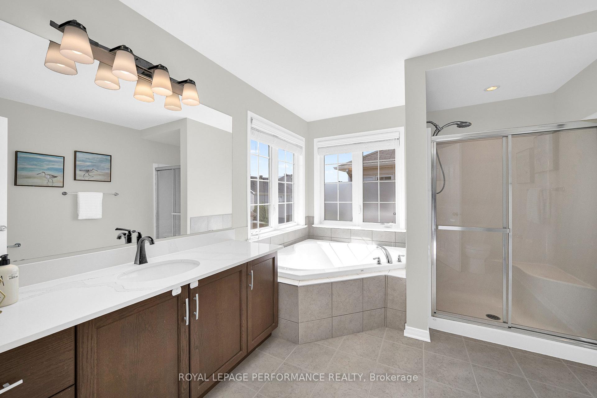 Photo 21 of 593 Pinawa Circle, Ottawa, Barrhaven - Stonebridge — HOMEH