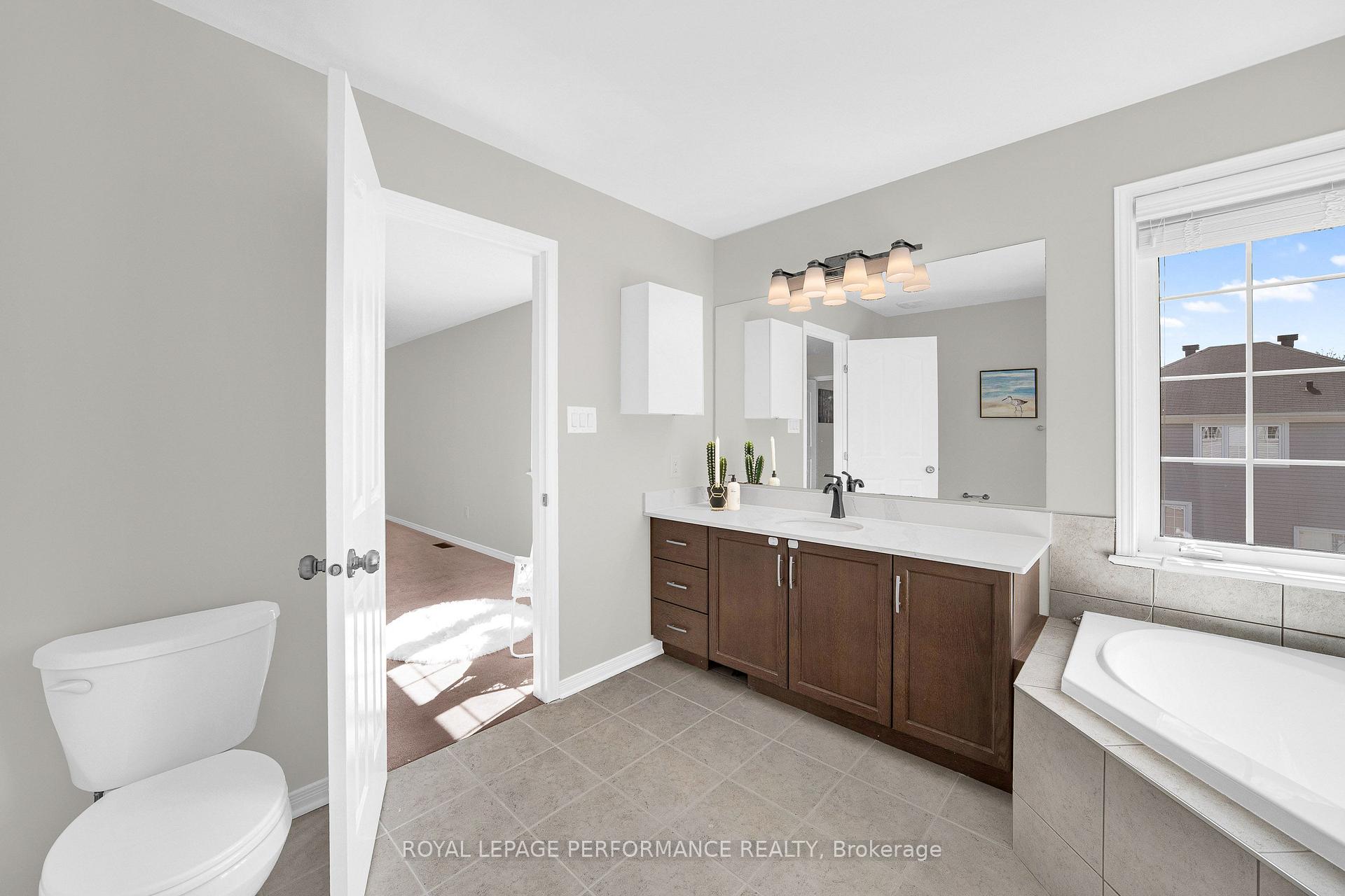 Photo 22 of 593 Pinawa Circle, Ottawa, Barrhaven - Stonebridge — HOMEH