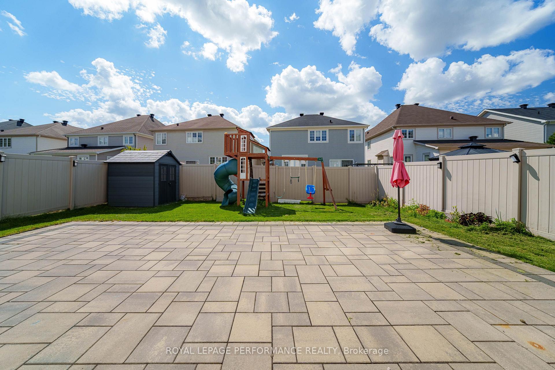 Photo 33 of 593 Pinawa Circle, Ottawa, Barrhaven - Stonebridge — HOMEH