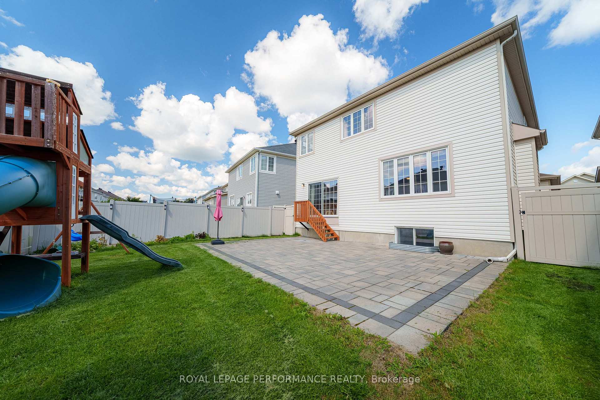 Photo 34 of 593 Pinawa Circle, Ottawa, Barrhaven - Stonebridge — HOMEH
