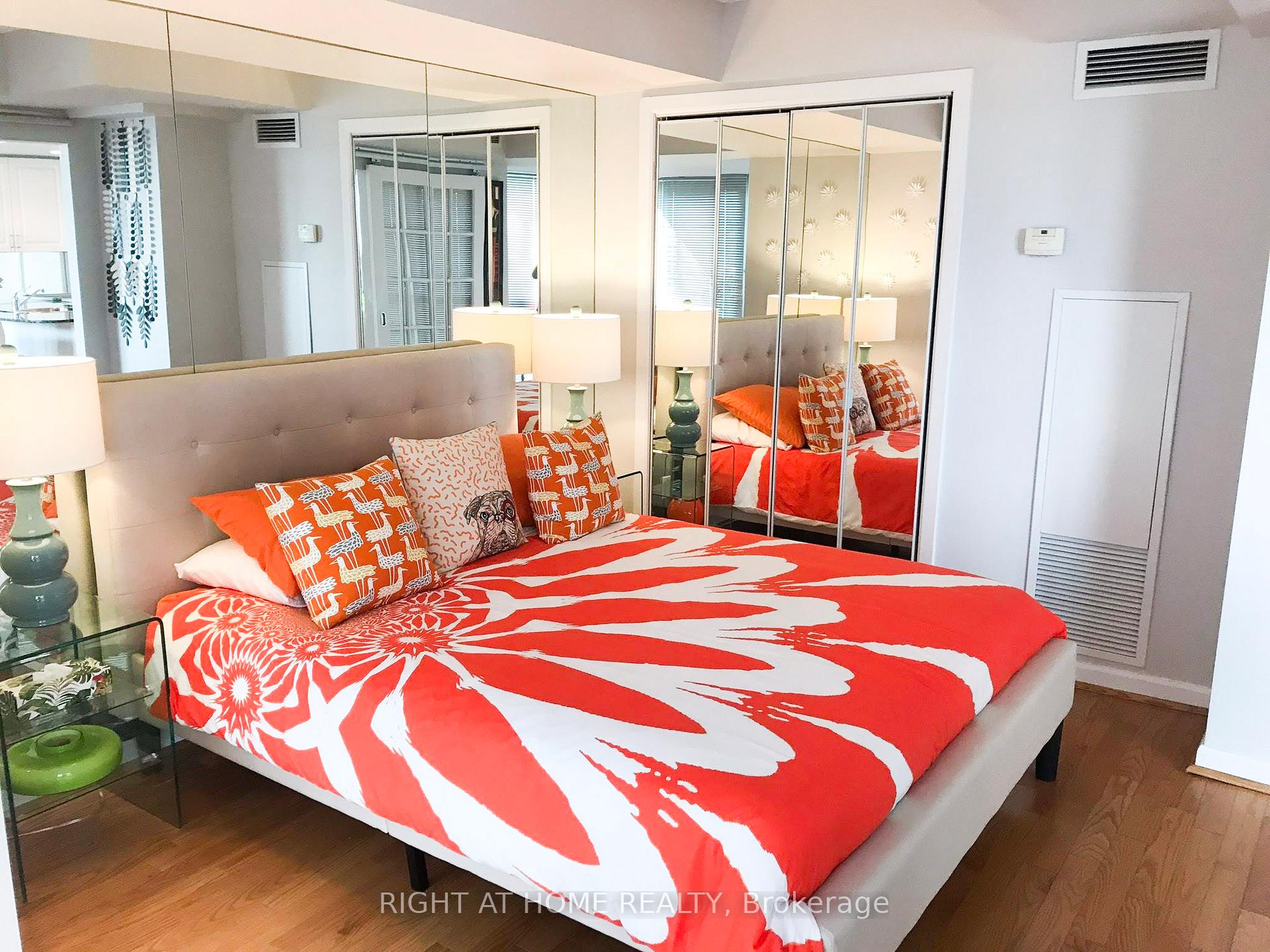 Photo 5 of Unit 2703, 8 Park Road, Toronto, The Annex — HOMEH