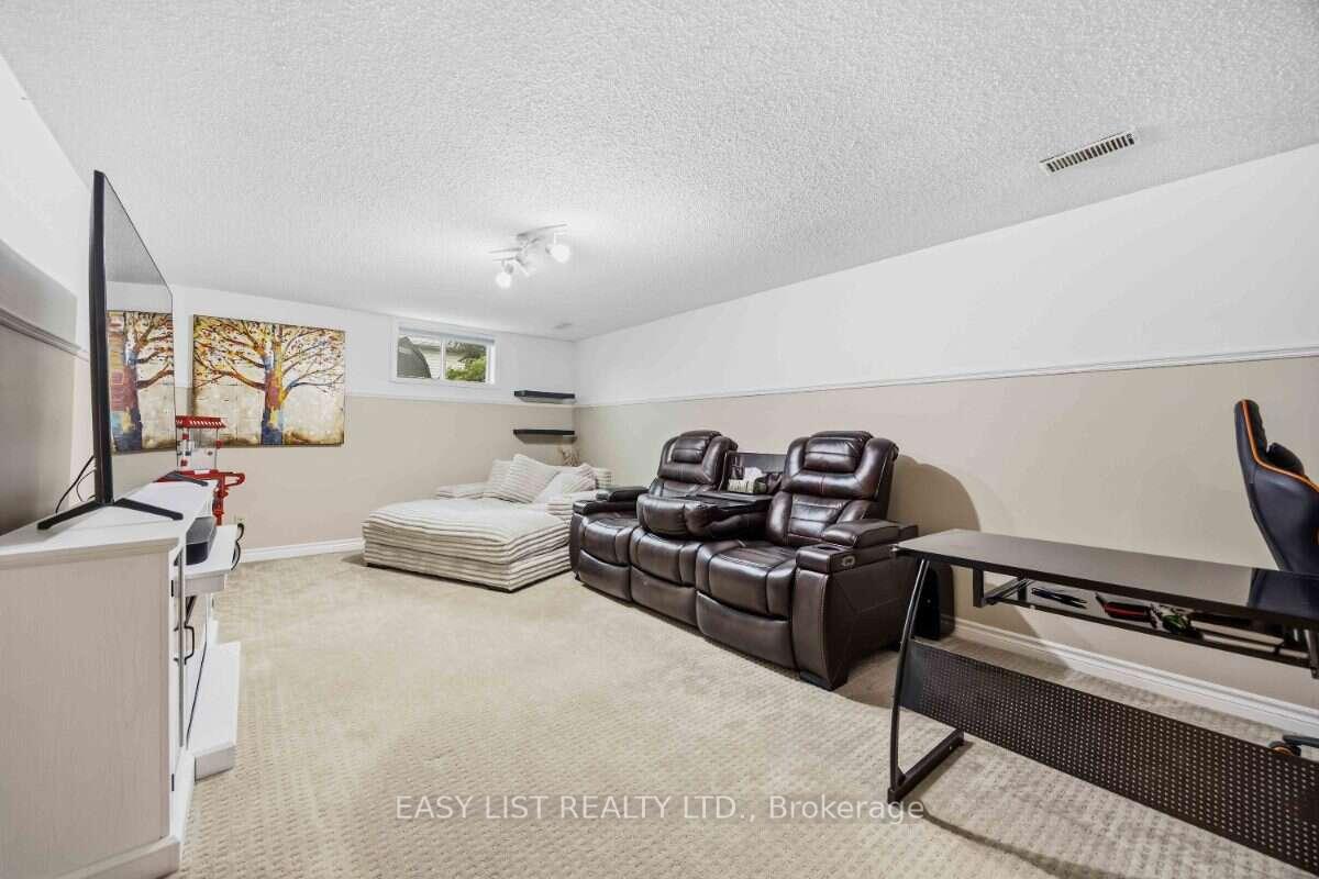 Photo 22 of 1234 Thistledown Avenue, Sarnia — HOMEH