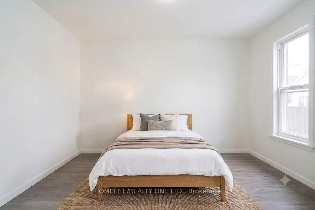 Photo 16 of 104 Benson Avenue, Toronto, Wychwood — HOMEH