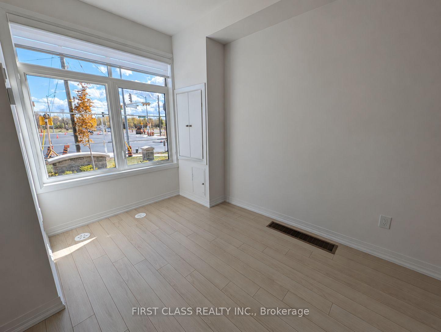 Photo 6 of 656 Copper Creek Drive, Markham, Cedar Grove — HOMEH