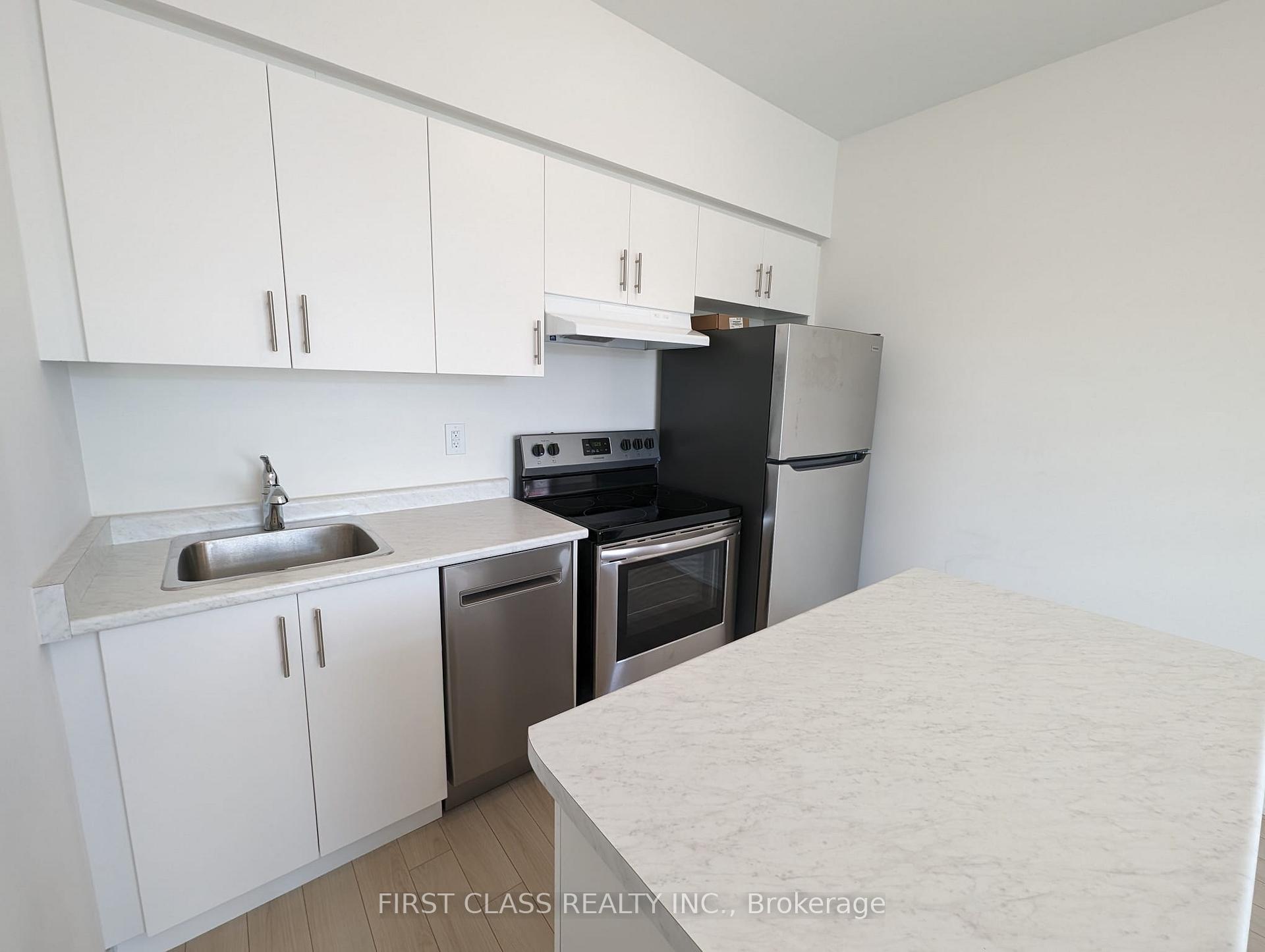 Photo 7 of 656 Copper Creek Drive, Markham, Cedar Grove — HOMEH