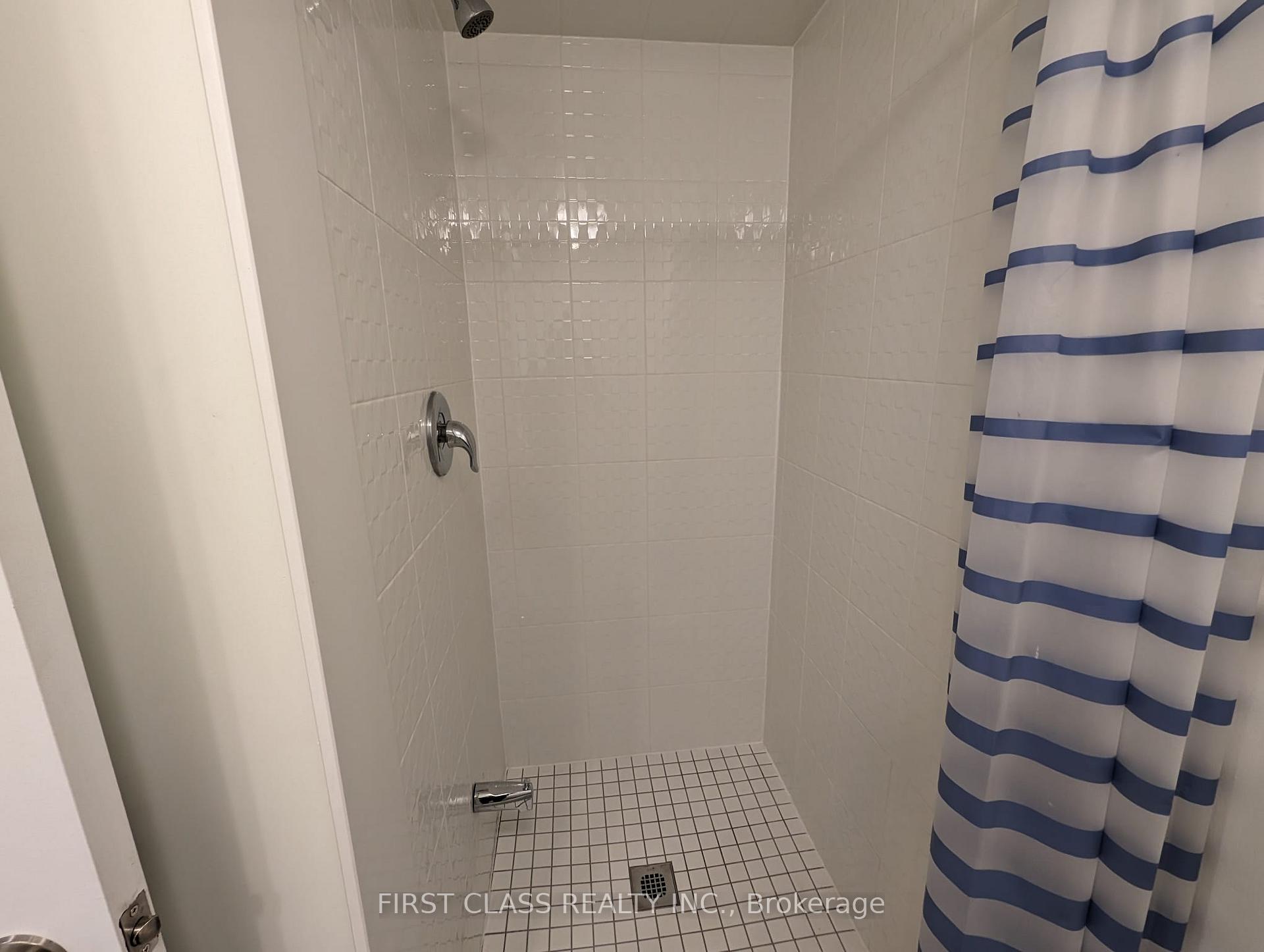 Photo 13 of 656 Copper Creek Drive, Markham, Cedar Grove — HOMEH