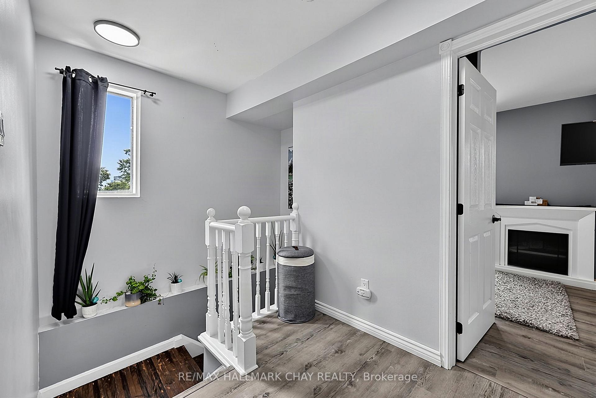 Photo 12 of 133 Daphne Crescent, Barrie, Cundles East — HOMEH