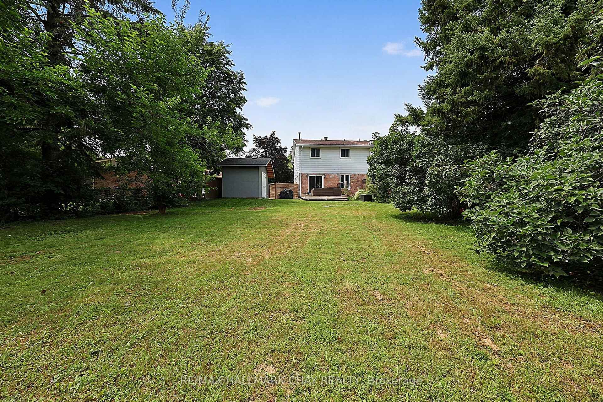 Photo 36 of 133 Daphne Crescent, Barrie, Cundles East — HOMEH