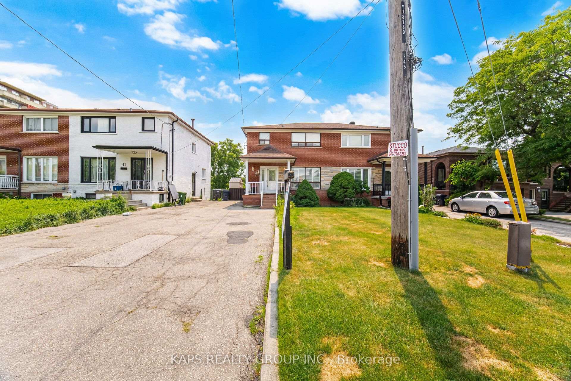 Photo 2 of 43 Donofree Road, North York, Maple Leaf — HOMEH