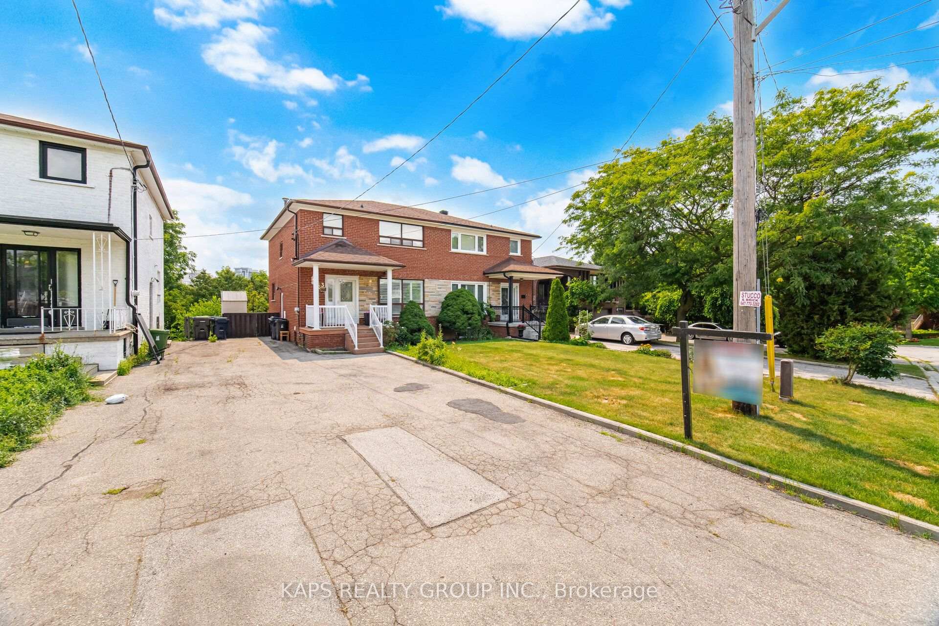 Photo 3 of 43 Donofree Road, North York, Maple Leaf — HOMEH