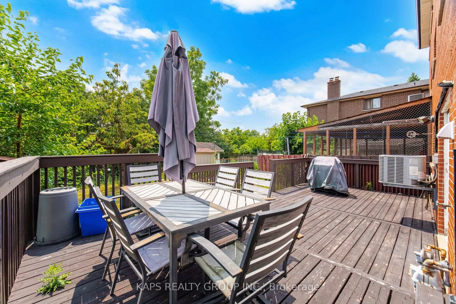 Photo 46 of 43 Donofree Road, North York, Maple Leaf — HOMEH