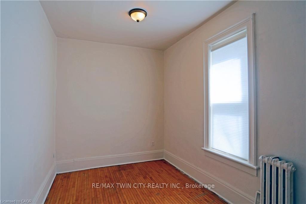 Photo 9 of 116 Weber Street E, Kitchener, King East — HOMEH