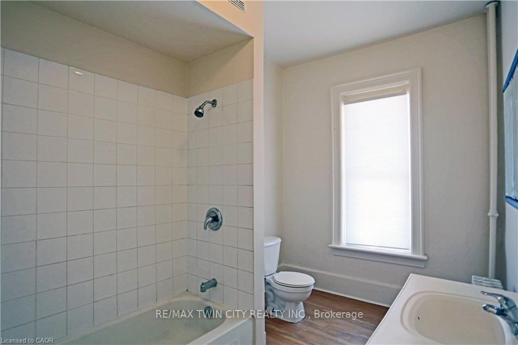 Photo 11 of 116 Weber Street E, Kitchener, King East — HOMEH