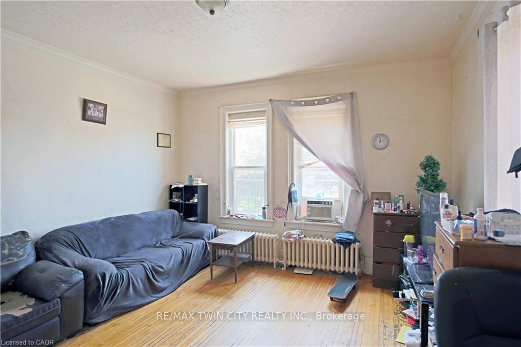 Photo 13 of 116 Weber Street E, Kitchener, King East — HOMEH