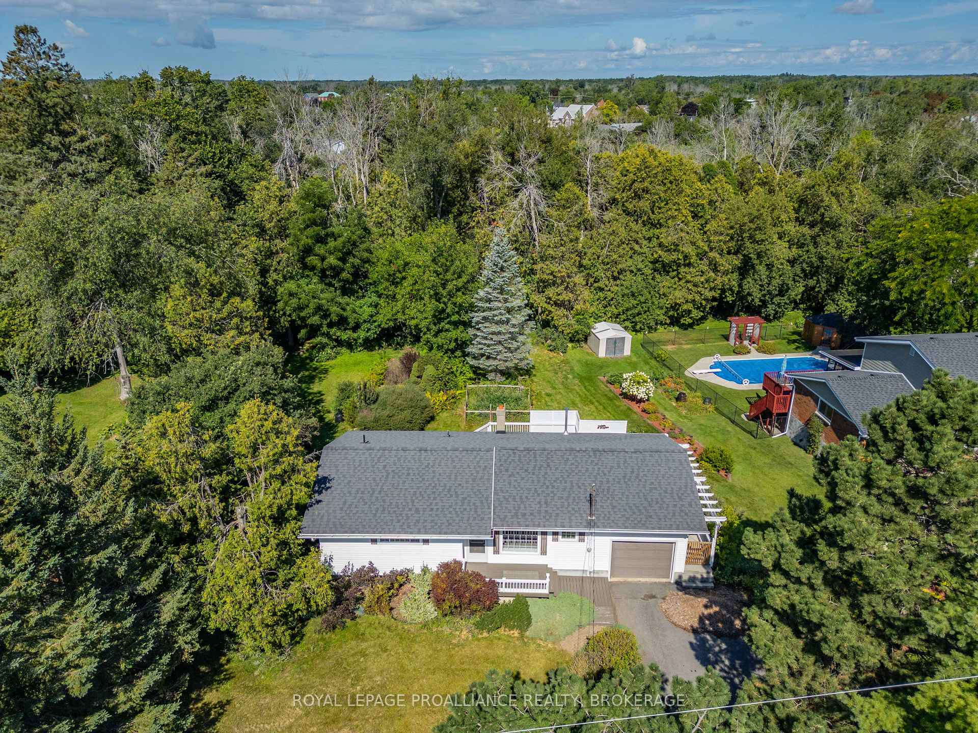 Photo 44 of 19 Millhaven Road, Loyalist, Odessa — HOMEH