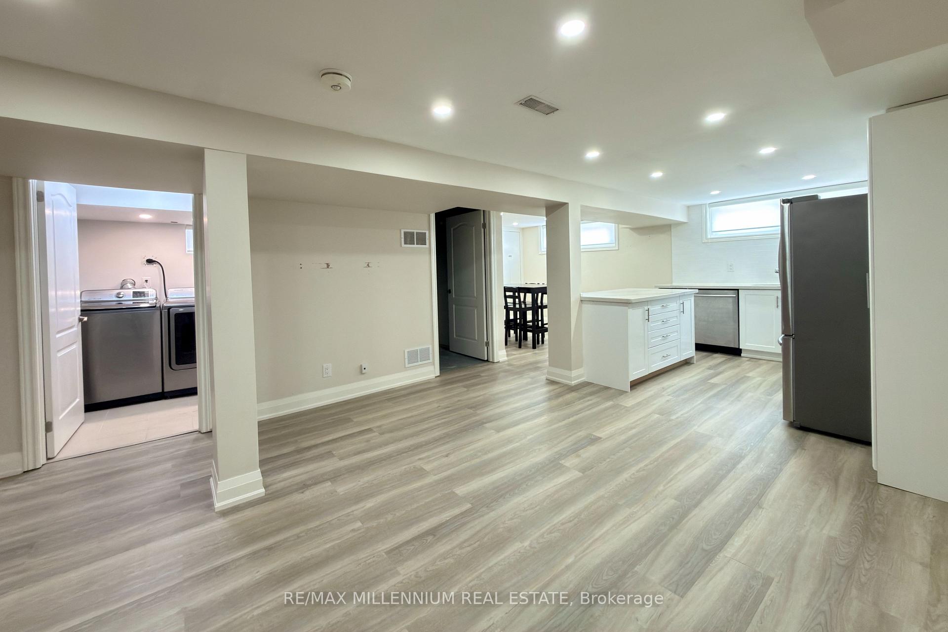 Photo 8 of 72 Hadrian Avenue, Etobicoke, Elms-Old Rexdale — HOMEH