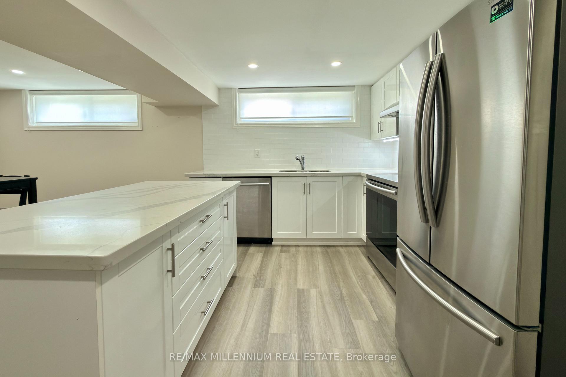 Photo 12 of 72 Hadrian Avenue, Etobicoke, Elms-Old Rexdale — HOMEH