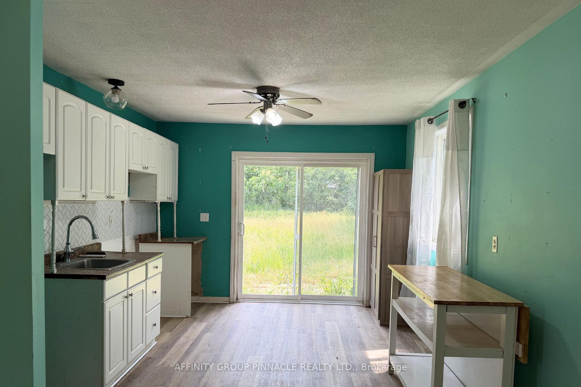 Photo 7 of 2 Oakwood Drive, Kawartha Lakes, Verulam — HOMEH