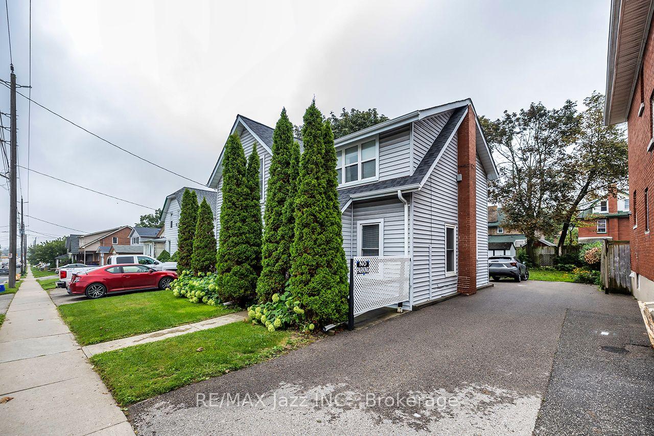 Photo 2 of 97 Adelaide Avenue, Oshawa, O'Neill — HOMEH