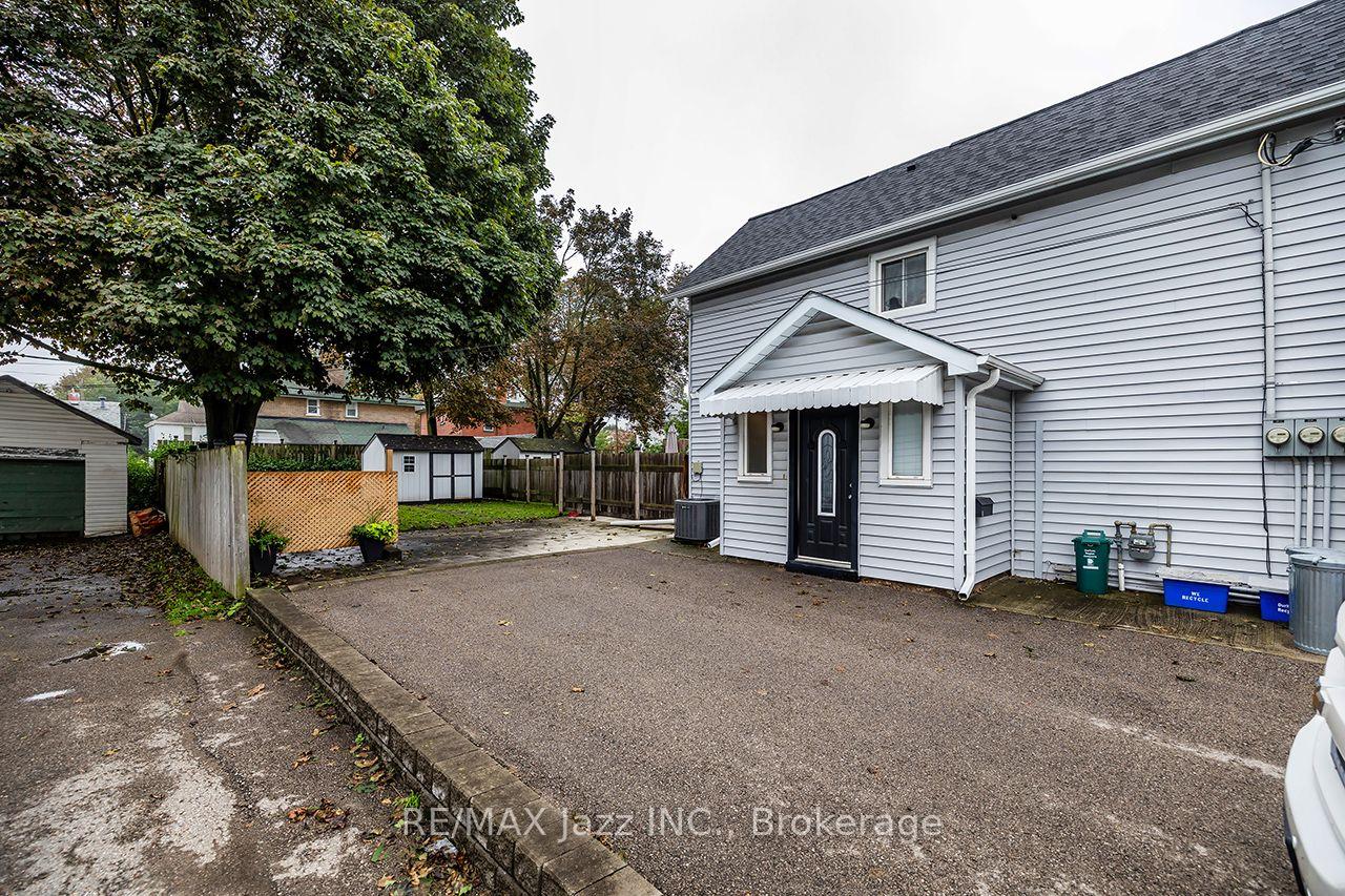 Photo 3 of 97 Adelaide Avenue, Oshawa, O'Neill — HOMEH