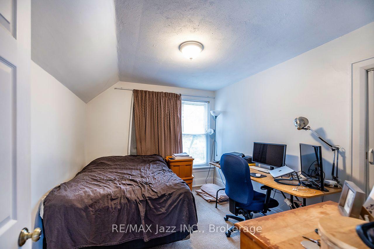 Photo 15 of 97 Adelaide Avenue, Oshawa, O'Neill — HOMEH
