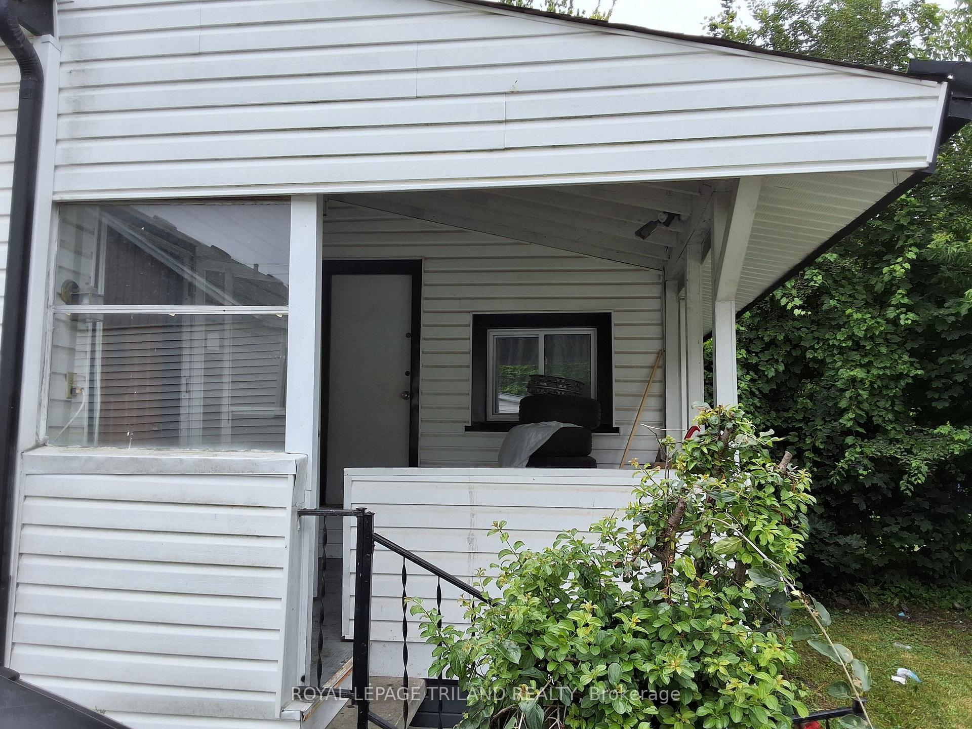 Photo 4 of 1190 Huron Street, London, East A — HOMEH