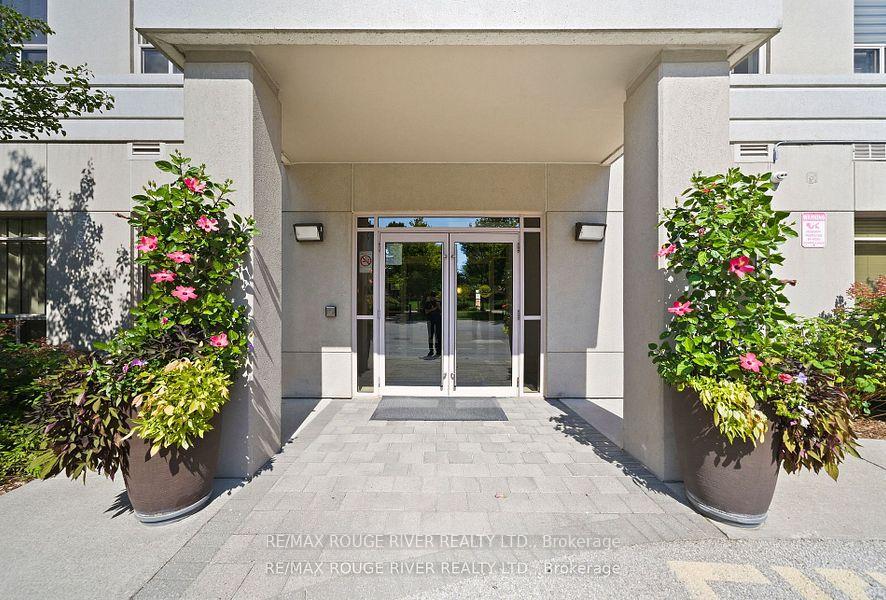 Photo 2 of Unit 726, 3650 Kingston Road, Scarborough, Scarborough Village — HOMEH