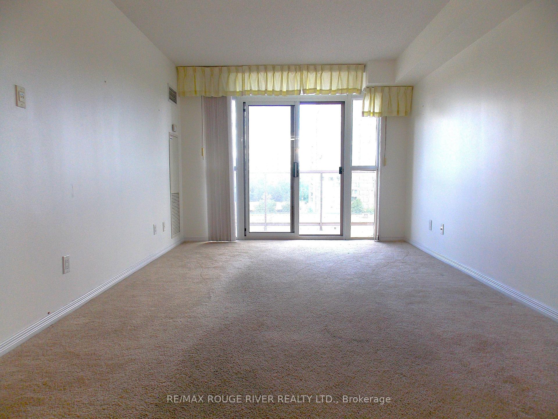 Photo 4 of Unit 726, 3650 Kingston Road, Scarborough, Scarborough Village — HOMEH