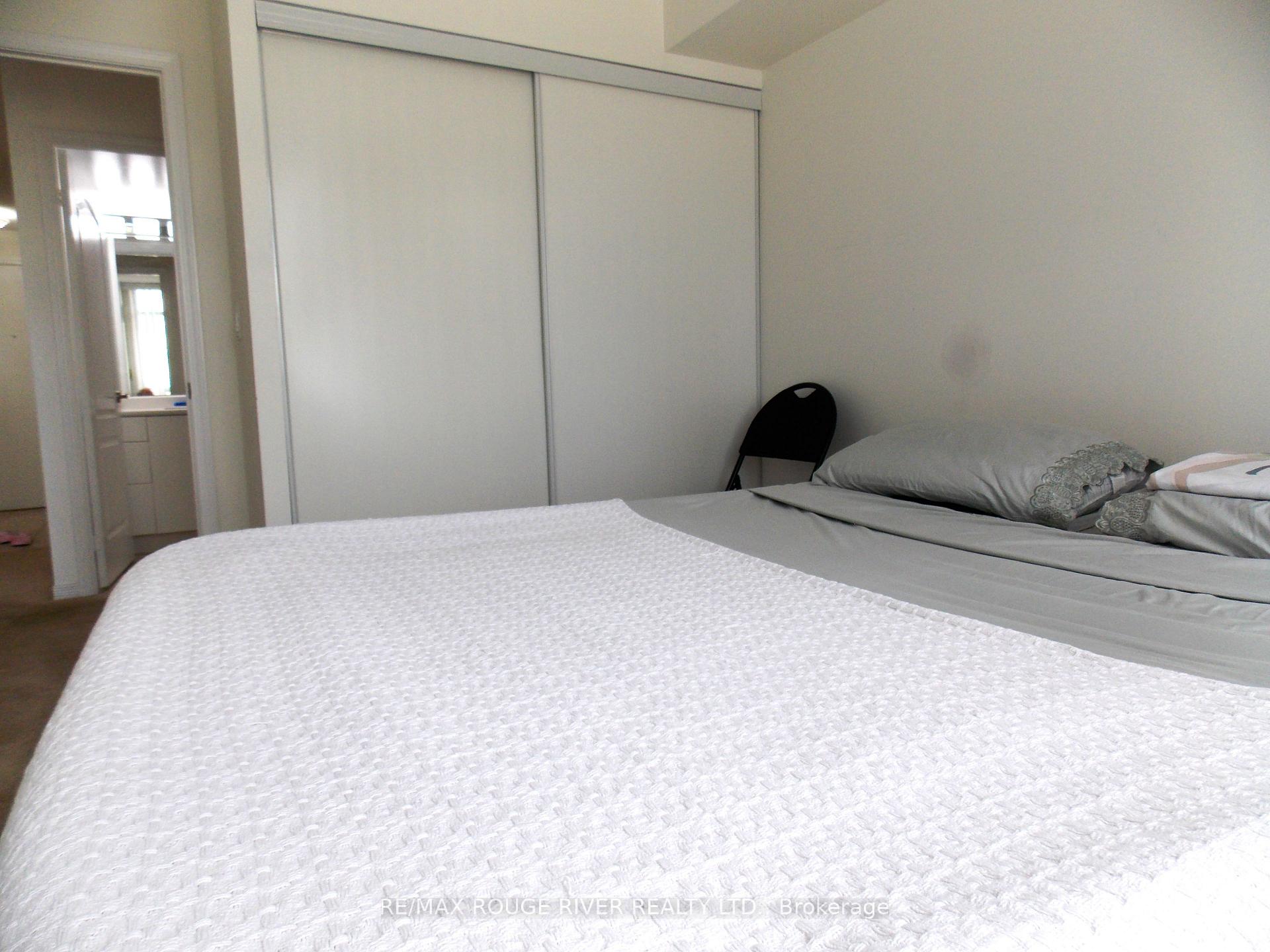 Photo 6 of Unit 726, 3650 Kingston Road, Scarborough, Scarborough Village — HOMEH