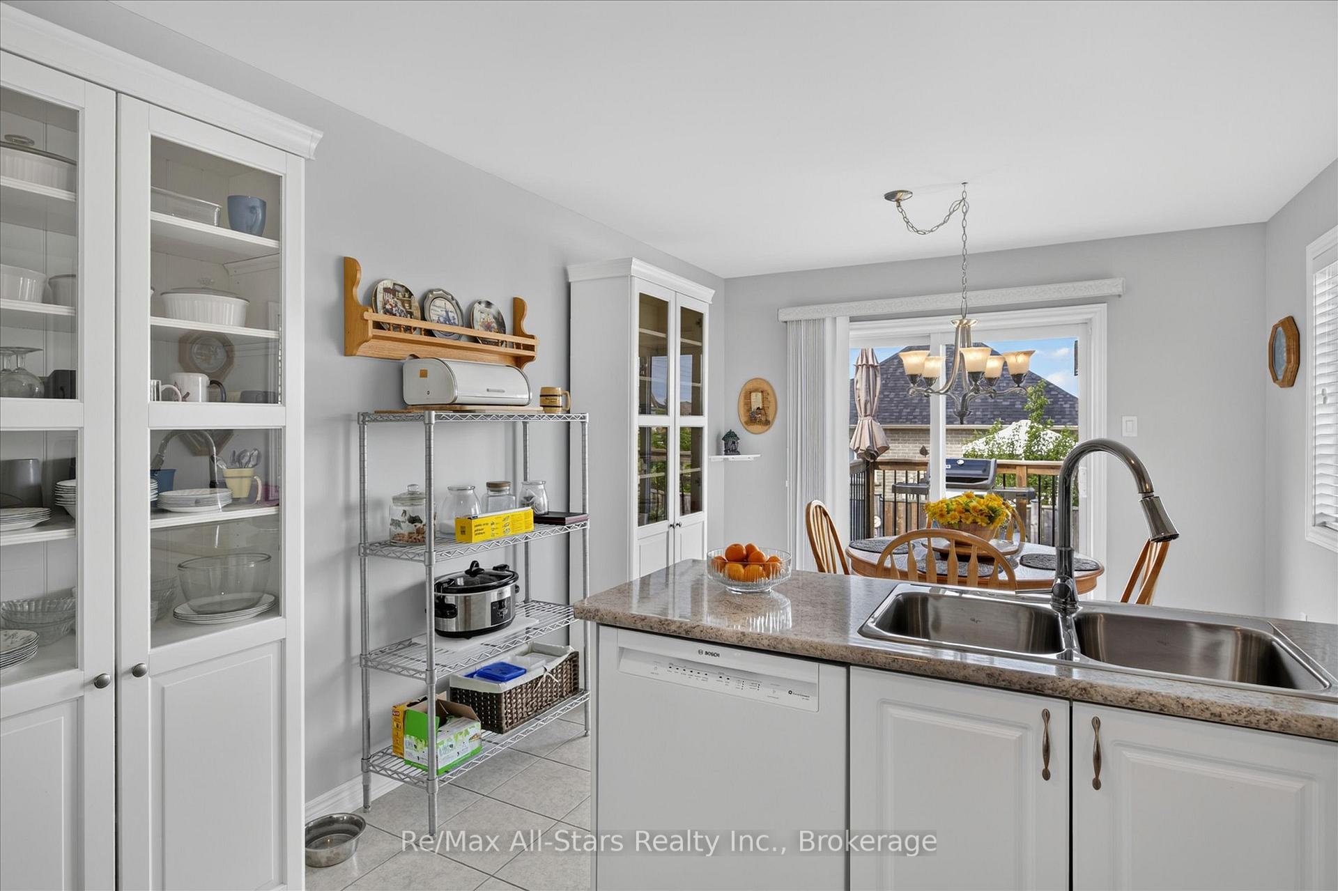 Photo 13 of 29 Gunsolus Road, Kawartha Lakes, Lindsay — HOMEH