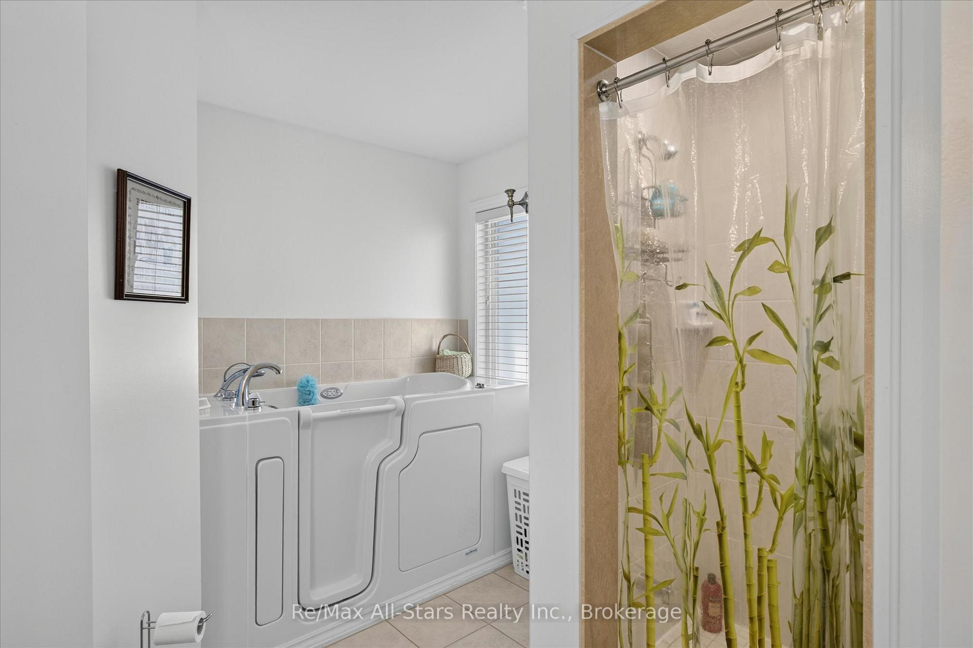 Photo 19 of 29 Gunsolus Road, Kawartha Lakes, Lindsay — HOMEH