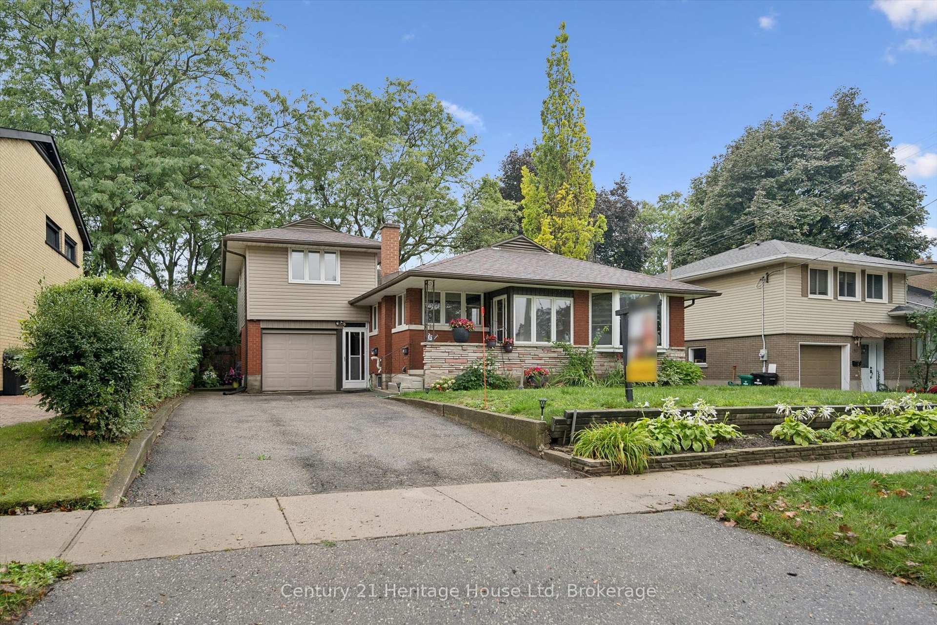 Photo 1 of 146 Cornell Avenue, Kitchener, Rockway — HOMEH