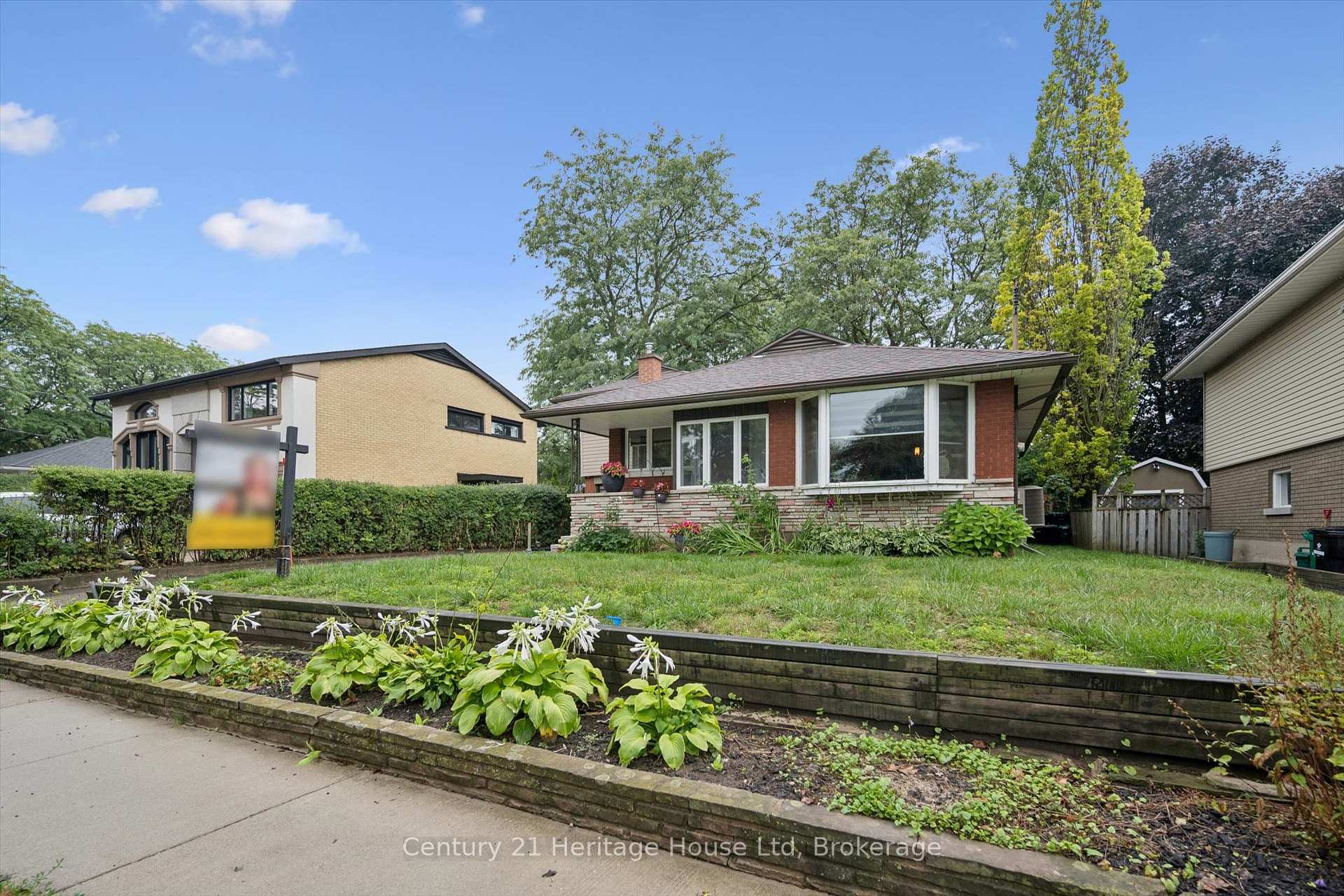 Photo 2 of 146 Cornell Avenue, Kitchener, Rockway — HOMEH