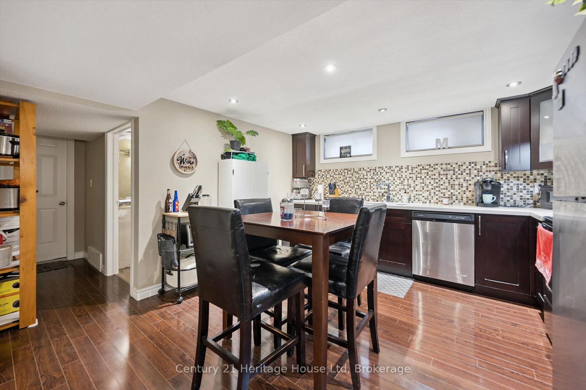 Photo 29 of 146 Cornell Avenue, Kitchener, Rockway — HOMEH