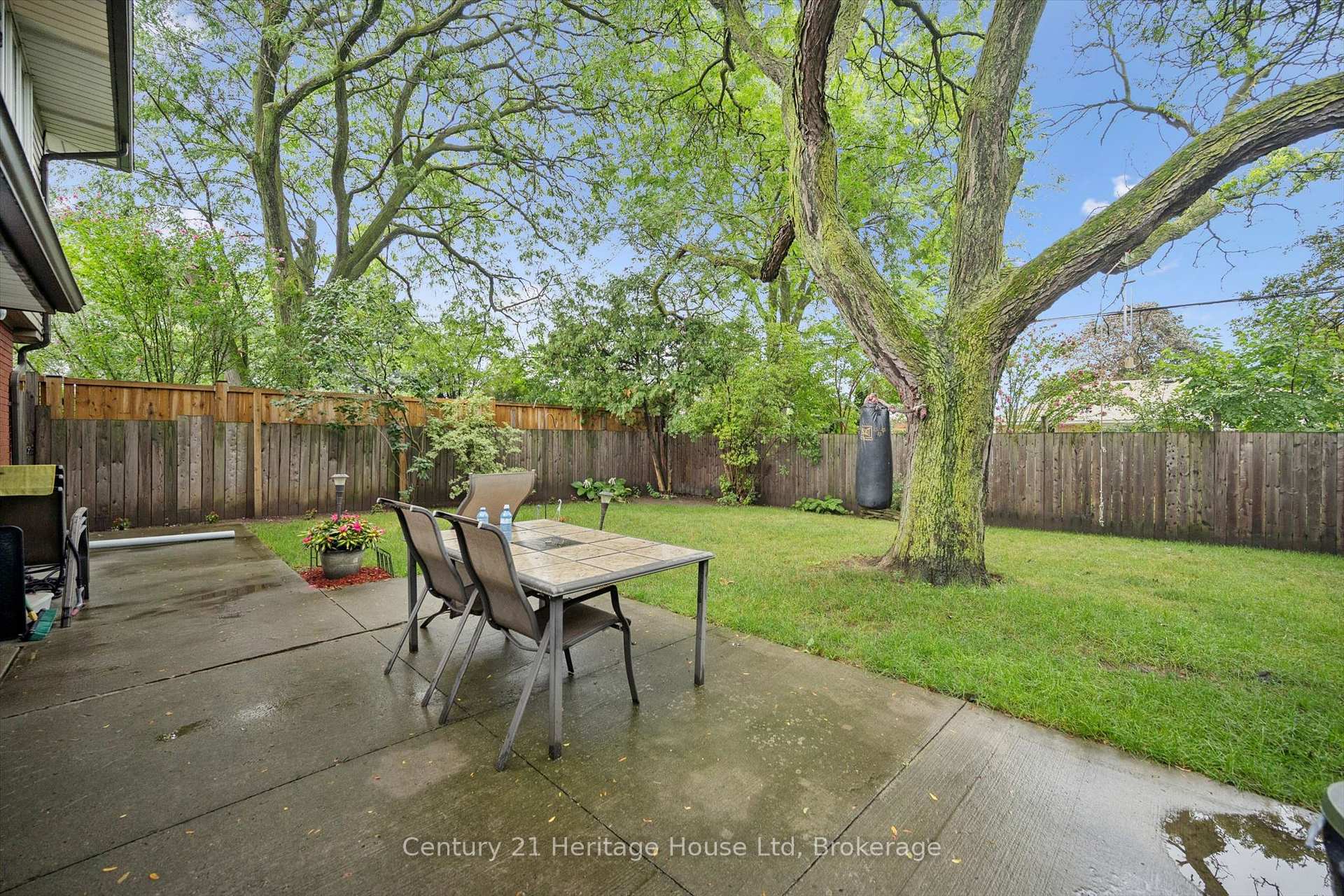 Photo 38 of 146 Cornell Avenue, Kitchener, Rockway — HOMEH