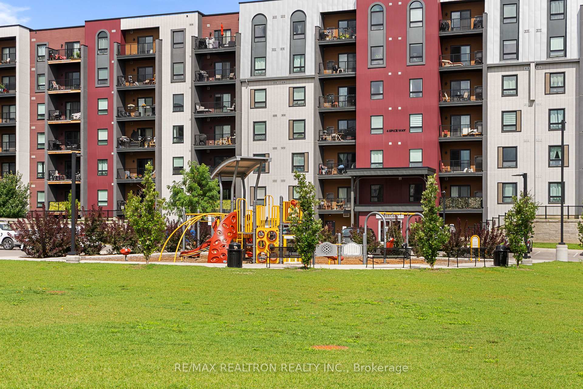 Photo 31 of Unit 13, 5 Chef Lane, Barrie, Rural Barrie Southeast — HOMEH