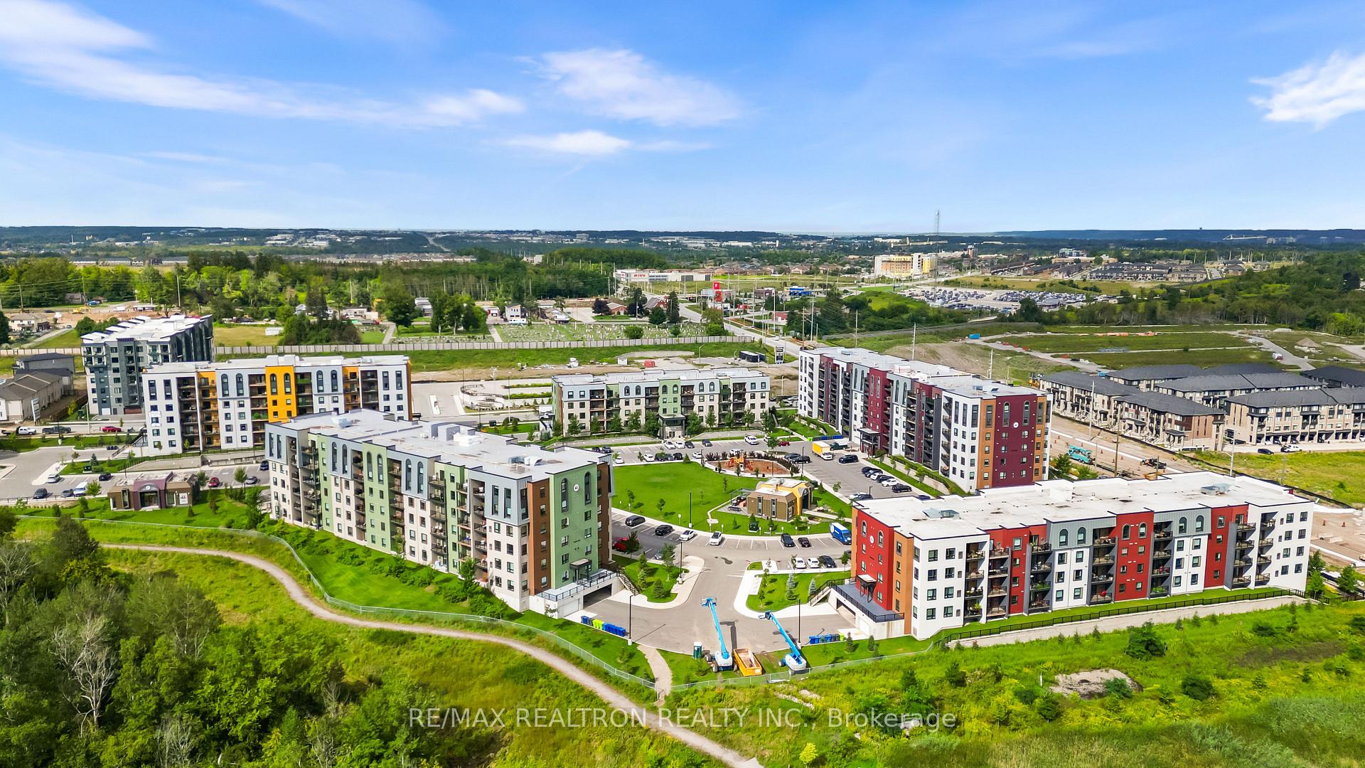 Photo 37 of Unit 13, 5 Chef Lane, Barrie, Rural Barrie Southeast — HOMEH