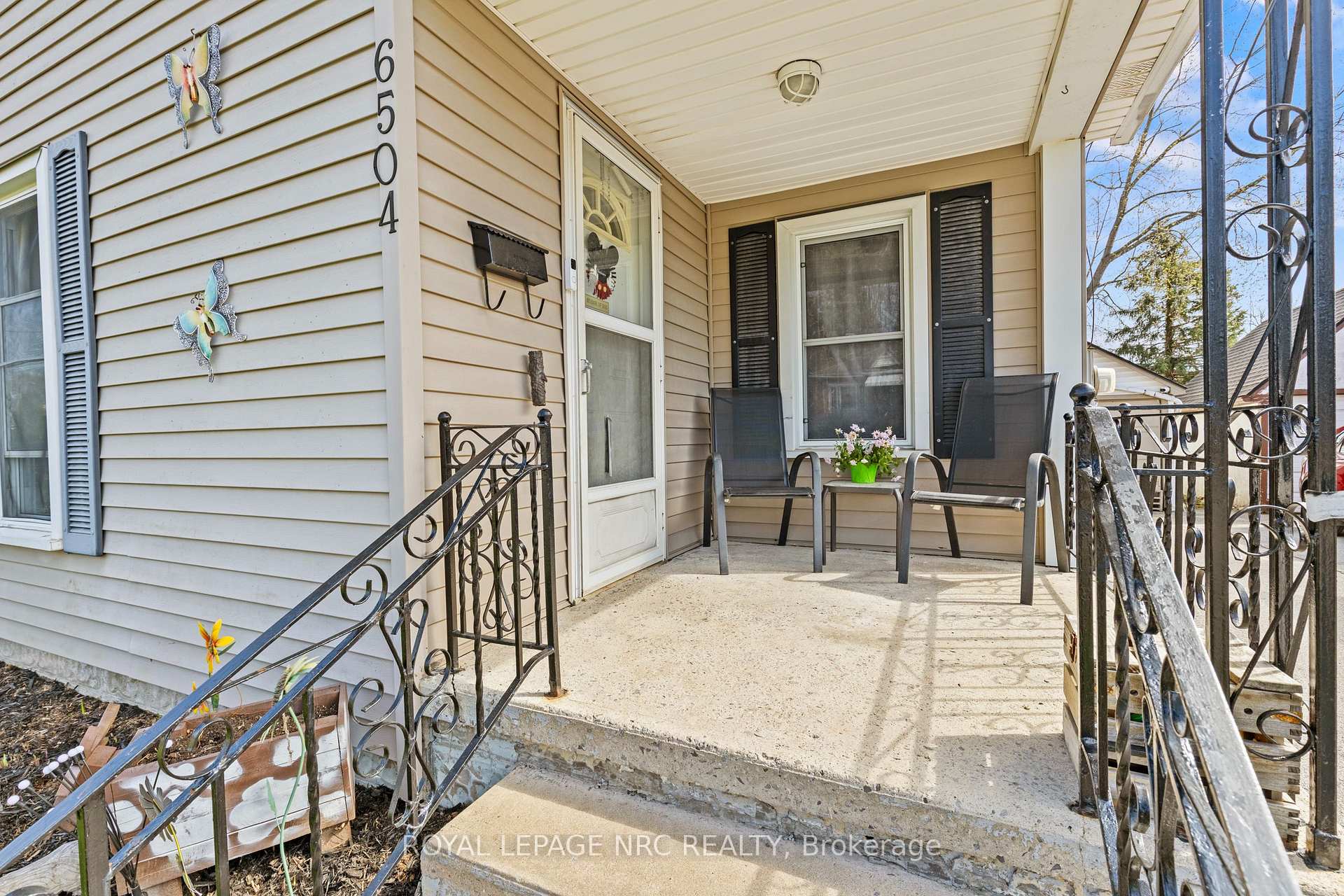 Photo 4 of 6504 Monroe Street, Niagara Falls, Dorchester — HOMEH