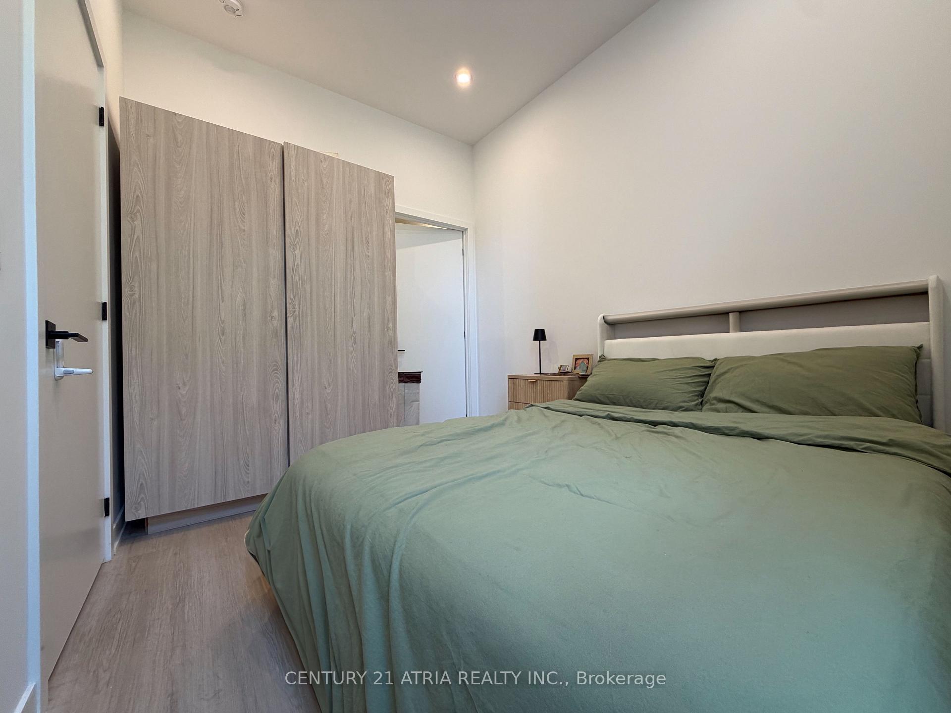Photo 10 of Unit 102, 699 Sheppard Avenue E, North York, Bayview Village — HOMEH