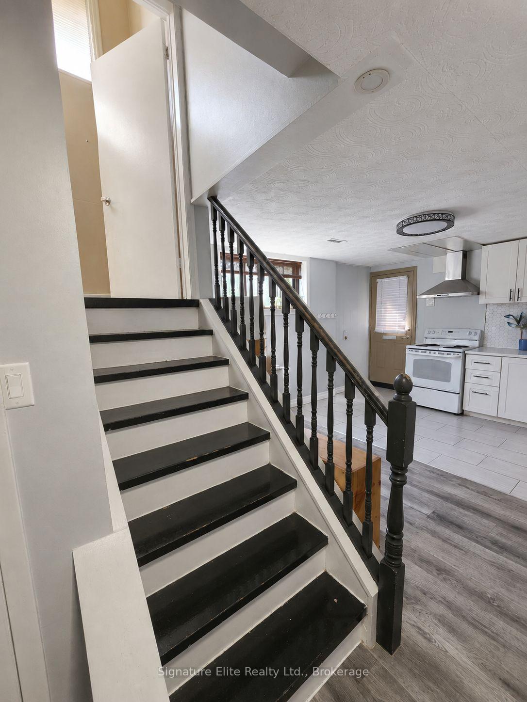 Photo 24 of 12 Burnview Crescent, Scarborough, Woburn — HOMEH