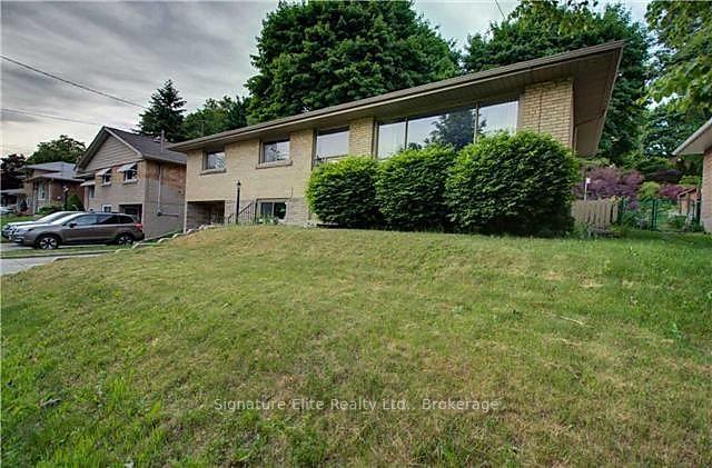 Photo 36 of 12 Burnview Crescent, Scarborough, Woburn — HOMEH