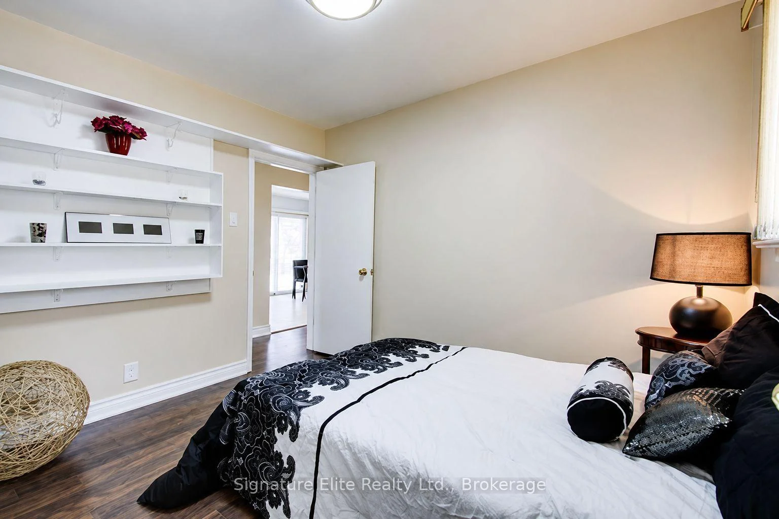 Photo 20 of 12 Burnview Crescent, Scarborough, Woburn — HOMEH